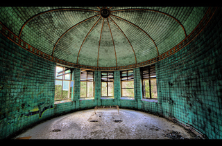 Illustration for article titled Haunting Images Of The Abandoned Hospital Where Hitler Once Convalesced